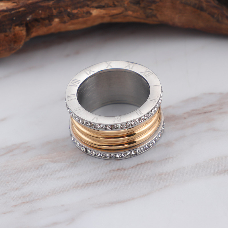 Madingi romėniški skaitmenys moteriški žiedai trispalviai nerūdijančio plieno vestuvinė juosta Prabangi Kalnų krištolinio akmens papuošalų pristatymas