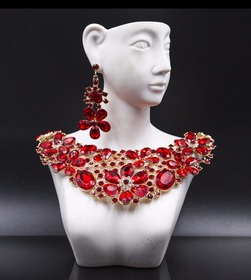 Naujas mados papuošalų rinkinys austriškas krištolo karoliai ir auskarai vestuvėms šešių spalvų Prabangus aukso spalvos Kalnų krištolas