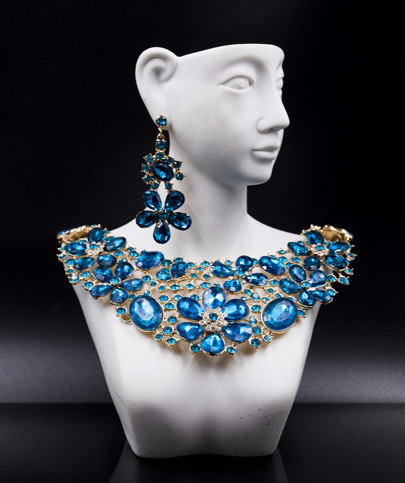 Naujas mados papuošalų rinkinys austriškas krištolo karoliai ir auskarai vestuvėms šešių spalvų Prabangus aukso spalvos Kalnų krištolas