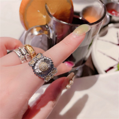 Vintage pitsist kärgstruktuurist karikakra lillega vääriskivist sõrmus värviline vääriskivist tsirkoon laava metallist käevõru kõrvarõngad