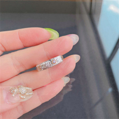 Vintage pitsist kärgstruktuurist karikakra lillega vääriskivist sõrmus värviline vääriskivist tsirkoon laava metallist käevõru kõrvarõngad