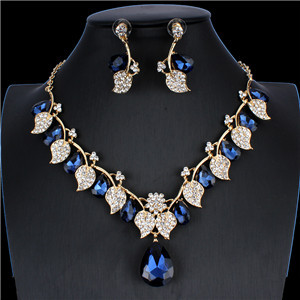 jiayijiaduo Комплект булчински сватбени бижута / Комплект обеци с кристално колие Класически тип листа за жени Сватбени бижута NE+EA
