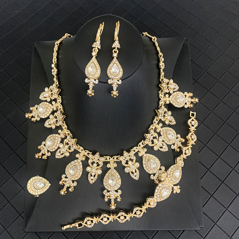 Klasszikus elegáns menyasszonyi kiegészítők török női esküvőhöz kristály strassz korona nyaklánc fülbevaló karkötő gyűrű 5 darab