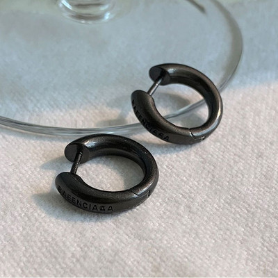 Prancūzų retro raidžių auksiniai auskarai moteriški prabangūs auksiniai žiediniai auskarai geometrija paprastas žiedas Variniai auskarai su smeigtukais Madingi papuošalai