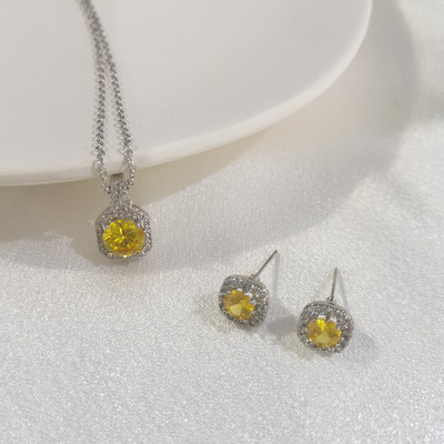 SUGO Naujas Paprastos mados kvadratinio dizaino blizgaus kubinio cirkonio auskarų karolių rinkiniai jaunoms merginoms Miela papuošalų dovana