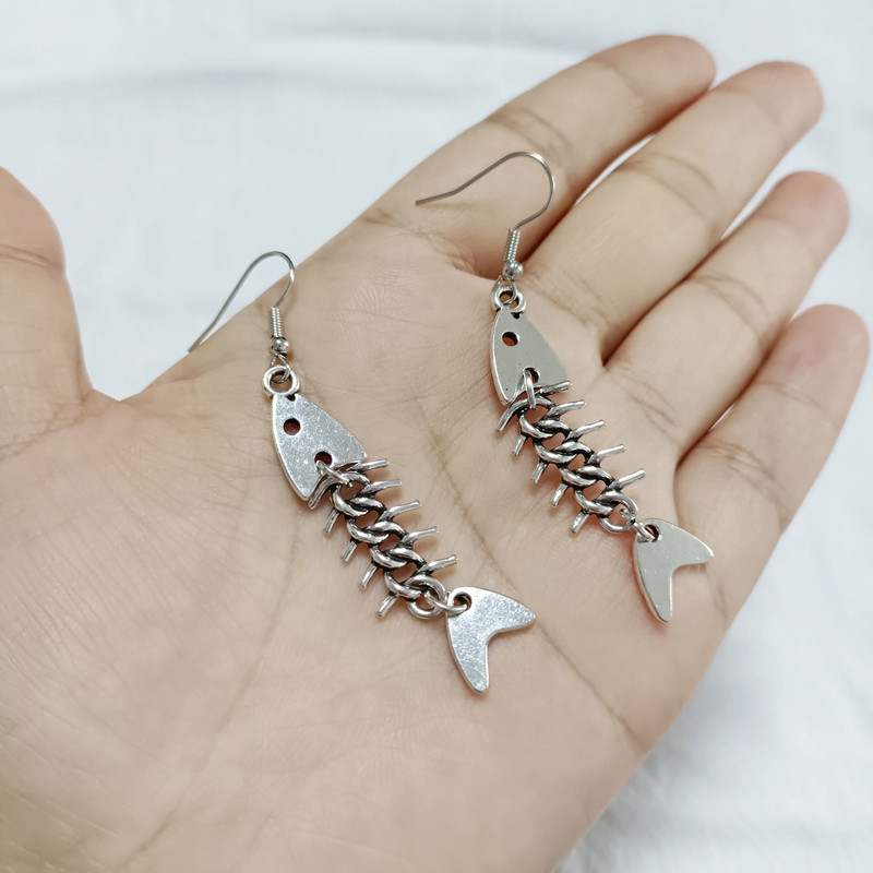 VIVILADY Punk Diablo Gothic nerūdijančio plieno kryžius žuvų kaulai, modeliavimas, ašmenys nukritę auskarai, moteriški auskarų vėrimas papuošalai, didmeninė prekyba