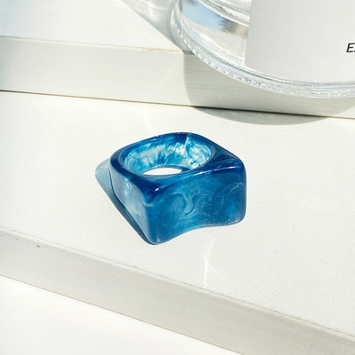 Novo modno šareno prozirno prstenje Nepravilan mramorni uzorak Geometrijska smola Akrilno prstenje Set za žene Nakit Darovi za putovanja