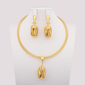 Noua sosire Colier Seturi de cercei Seturi de bijuterii de culoare aurie pentru femei Bijuterii de nunta Colier de mireasa Accesorii Cadou