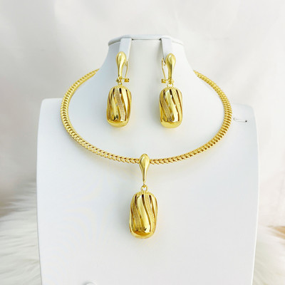 Noua sosire Colier Seturi de cercei Seturi de bijuterii de culoare aurie pentru femei Bijuterii de nunta Colier de mireasa Accesorii Cadou