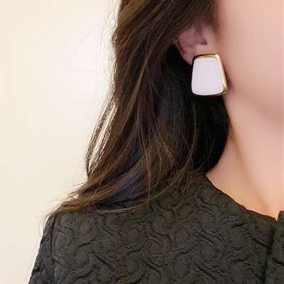 Slatke crvene, crne boje, emajlirane naušnice u obliku kapi vode za žene, duge, jednostavne geometrijske asimetrične naušnice, nakit, veleprodaja, poklon