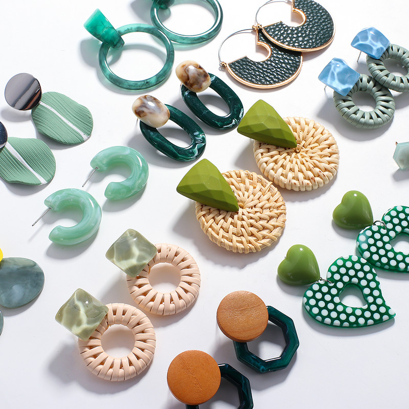 AENSOA 32 Styles Mėlyni geometriniai akrilo dervos kabantys auskarai moterims Korėjos netaisyklingi ilgi auskarai pakabukai papuošalai