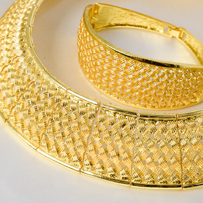 Saulėtas papuošalų rinkinys Paprastas Elegantiškas Vestuvių Auskarai Kaklo papuošalas Apyrankės Žiedas Moterims Afrikos pareiškimas jubiliejaus dovana Par