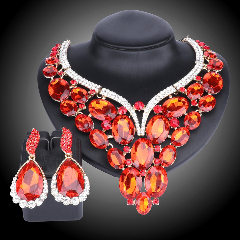 10 boja Kristalne naušnice Ogrlice Setovi zlatne boje Setovi nakita za žene Geometrijski dizajn Vjenčanje 2KOM Setovi nakita