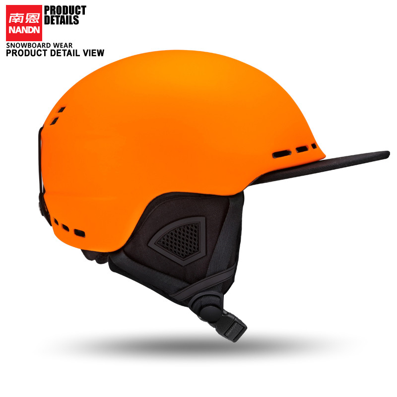 NANDN slidinėjimo šalmas Integruotas snieglenčių šalmas Vyrams Moterų čiuožimo riedlentė