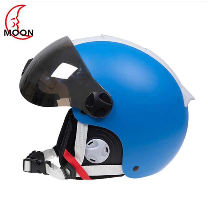 MOON sísisak Snowboard bukósisak beépített férfi női szabadtéri gördeszka sisak Capacete Ciclismo