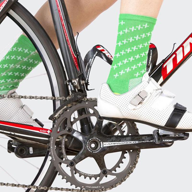 Újonnan kiváló minőségű professzionális márkájú sportzokni légáteresztő kerékpárzokni kültéri sportverseny Calcetines Ciclismo