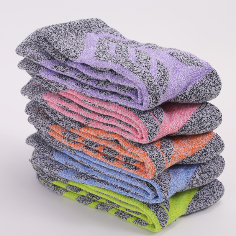 Žieminės moters storesnės pagalvėlės medvilninės įgulos šiluminės slidinėjimo kojinės Sportinės sportinės žygio kojinės šiltos kojinės moterims