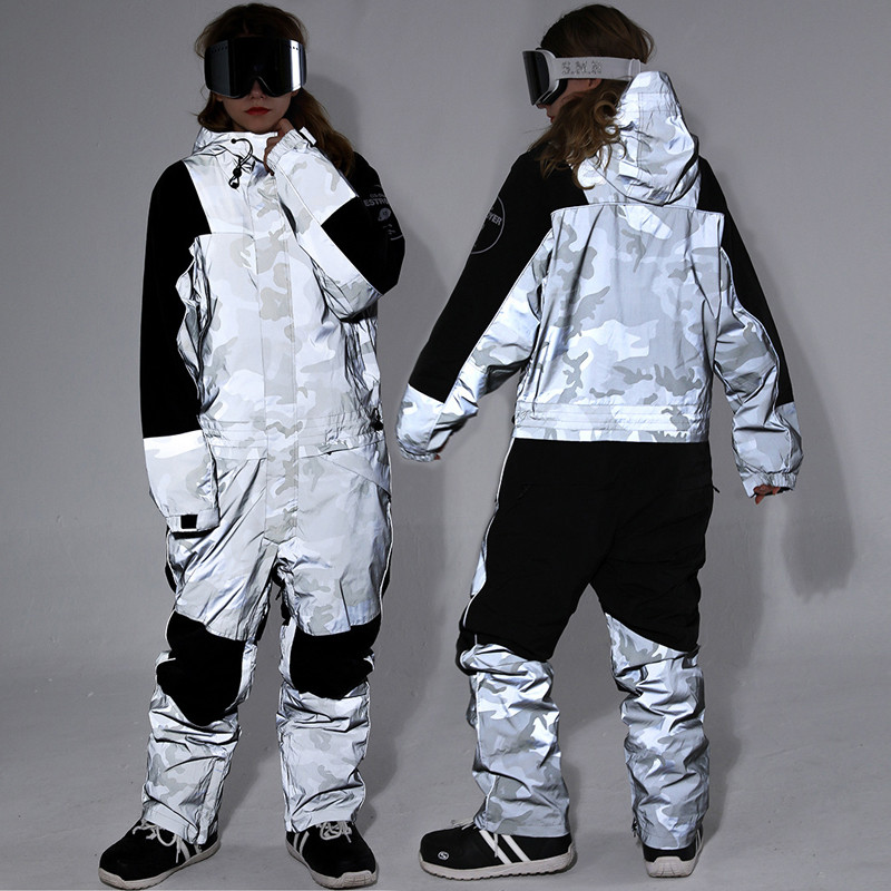 2022-es téli síugróruha női kapucnis egyrészes férfi hóruha hegyi sport snowboard női jumpsuit kültéri teljes tréningruhák