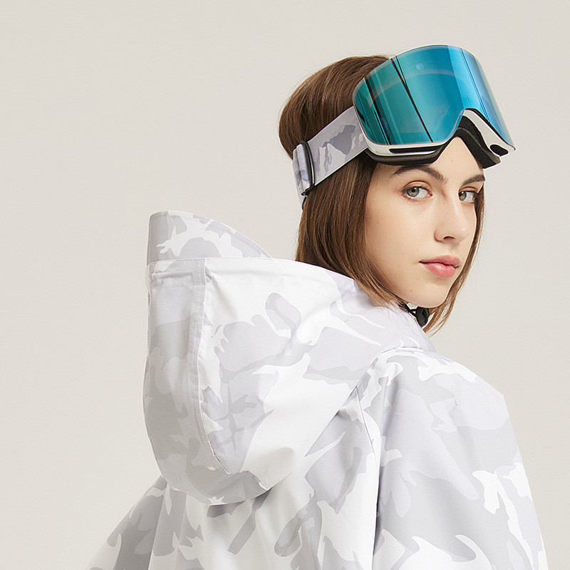 2022 Nove vrhunske skijaške jakne Muška ženska skijaška odijela Odijela za snowboard na otvorenom Podebljana topla zimska odjeća Kaputi otporni na vjetar Vodootporni