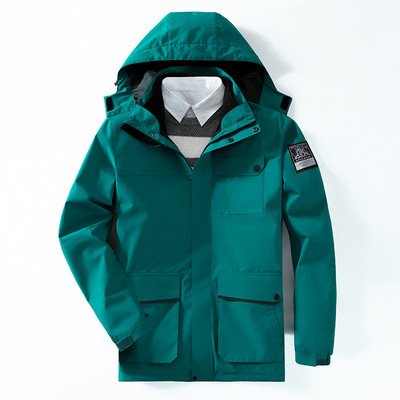 Vyrų ir moterų padėtis To paties stiliaus striukės, pūkiniai alpinizmo kostiumai ir pūkiniai stori slidinėjimo kostiumai