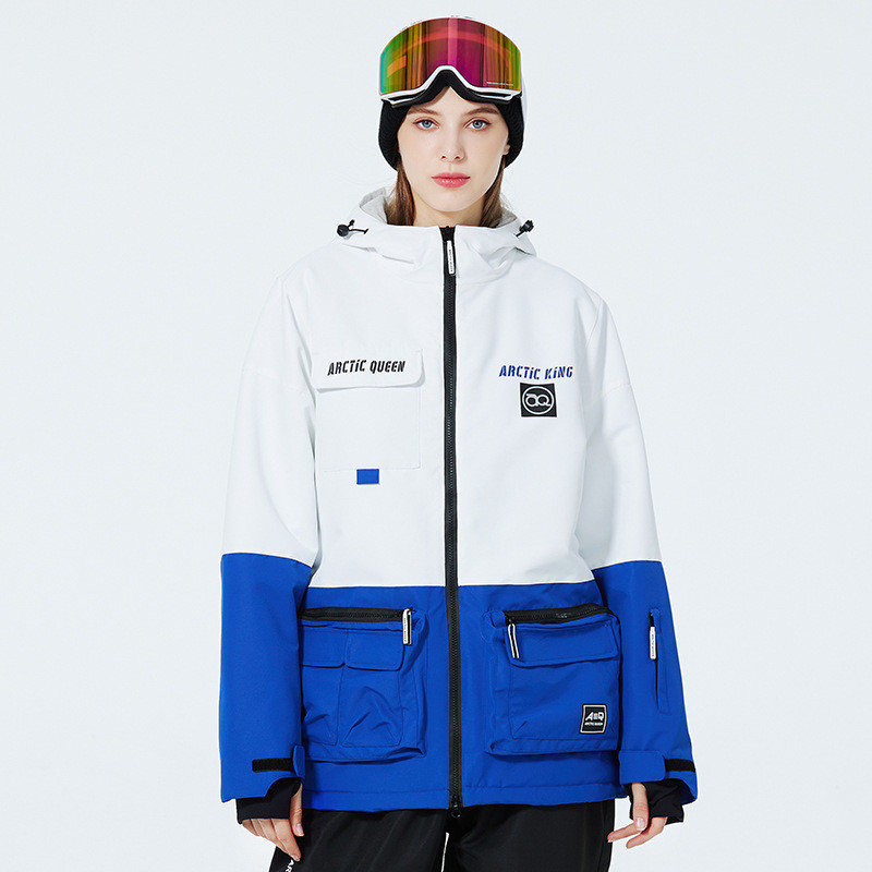 Jachete de schi noi pentru bărbați și femei.