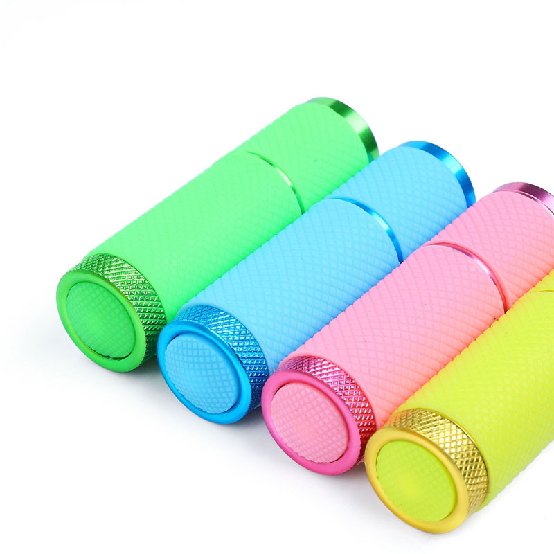 Mini UV LED lemputė UV LED lempa nagų džiovintuvas geliniams nagams 9 LED žibintuvėlis nešiojamasis nagų džiovintuvas nagų dailės įrankiai UV šviesa