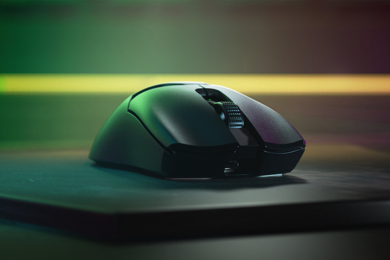 Razer Viper V2 Pro - ultraľahká bezdrôtová e-športová myš, bez RGB podsvietenia, optický senzor 30K, optické spínače myši.