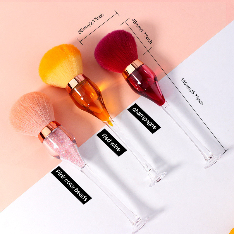 Mekana pahuljasta četkica za šminku Kist za rumenilo u prahu Kreativni dizajn čaša za crveno vino Alat za šminku Kozmetika za manikuru Četkica za prašinu