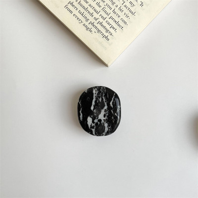 Luxusný lesklý držiak na mobil z prírodného mramoru s rozšíriteľnou rukoväťou Grip Tok, držiak na mobilný telefón s prsteňom, skladacia zásuvka, držiak Griptok