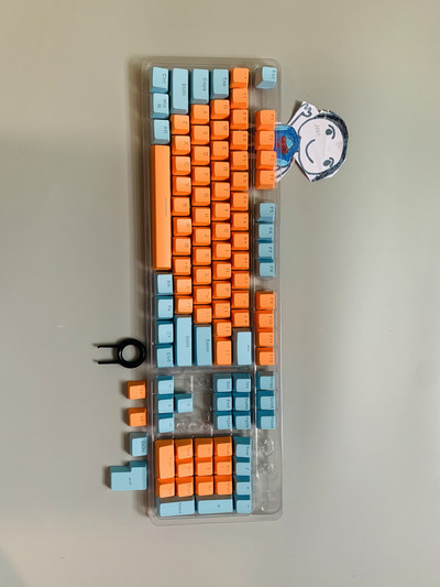 Nová sada 104 klávesov pre mechanickú klávesnicu, podsvietené dvojfarebné ABS fialovo-biele klávesy pre 61/87/104 klávesov Cherry MX