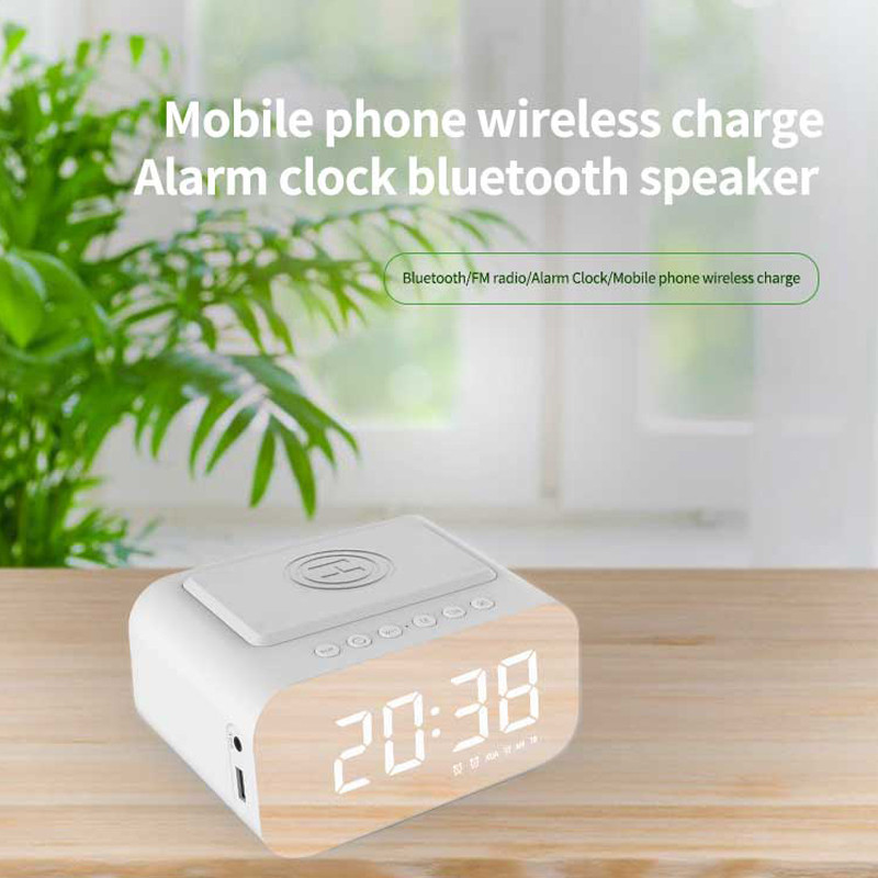 BT510 vezeték nélküli Bluetooth hangszóró töltés 5 W LED órával, ébresztő funkcióval FM rádió hangszóró