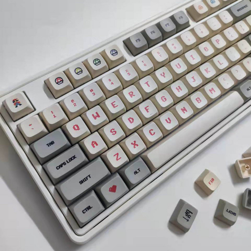 130 billentyűs XDA billentyűsapkák mechanikus játékbillentyűzethez, retro gameboy stílusú PBT billentyűsapkához, festékszublimációs rajzfilmes billentyűsapkákhoz egyedi GK61