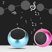 Prijenosni mali čelični teški subwoofer Vanjski mini Bluetooth mali zvučnik Jasni i glasni visoki tonovi, jasni srednji tonovi, nadirući bas