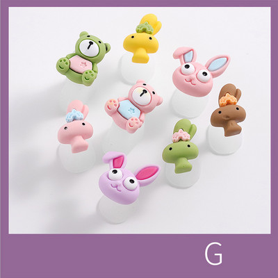 8Pcs Силиконов разделител за нокти на краката Маргаритка Цвете Очарователни перли Дизайн Разделител за крака Форма Салон Маникюр Грижа за педикюр Направи си ноктопластика