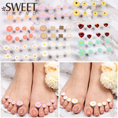8PCS. Daisy Gem Nail Art Separatori za prste Silikonski separatori za stopala za prste Gel lak pribor za salone Pedikura Alat za manikuru SWS13