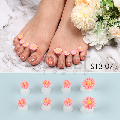 8PCS. Daisy Gem Nail Art Separatori za prste Silikonski separatori za stopala za prste Gel lak pribor za salone Pedikura Alat za manikuru SWS13