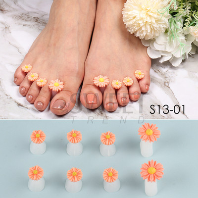 8PCS. Daisy Gem Nail Art Separatori za prste Silikonski separatori za stopala za prste Gel lak pribor za salone Pedikura Alat za manikuru SWS13