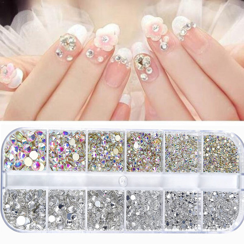 Nail Art Rhinestones Kit 2400 бр. Nail Gems Ab Flatback Rhinestones Gems Stones с органайзер за съхранение за дизайн Светъл празник