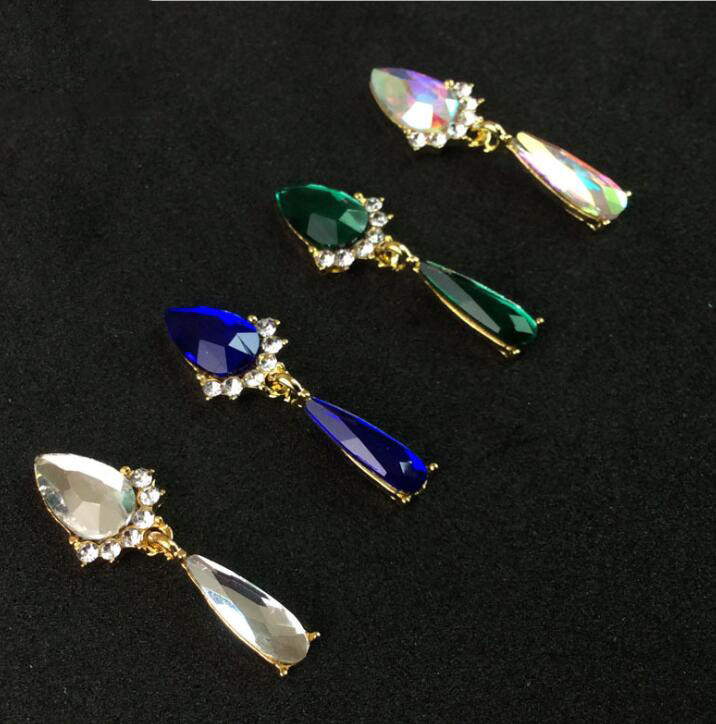 10 komada Drevna metalna legura za nokte-7*18mm 3D V oblik Jewley sa cirkonima i kamenčićima Šarm vrhovi za nokte DIY ukrasi za manikuru &*&