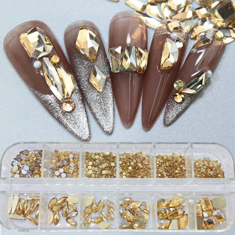 12Grids / Box Crystal Nail Art Kalnų krištolas Stiklas SS4-SS16 Nagų akmenukai Blizgūs Plokščias 3D DIY Nagų dailės dekoravimas