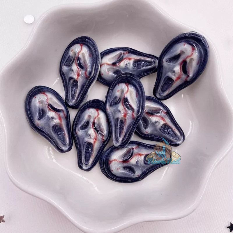 10db Gyanta Halloween Nails Art Dekoráció Scream Ghost Flatback Nail Charm DIY kézműves kiegészítő