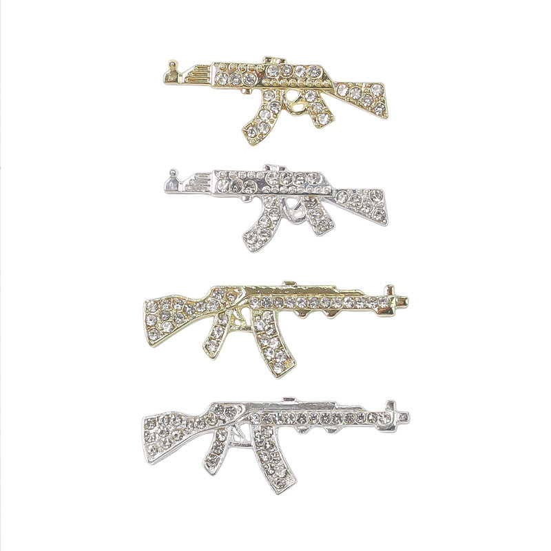 10 db gyémánt pisztoly körömdíszítés strassz 3D fémötvözet punk design körmök ékszerek varázslatok szalon tippek manikűr dekoráció