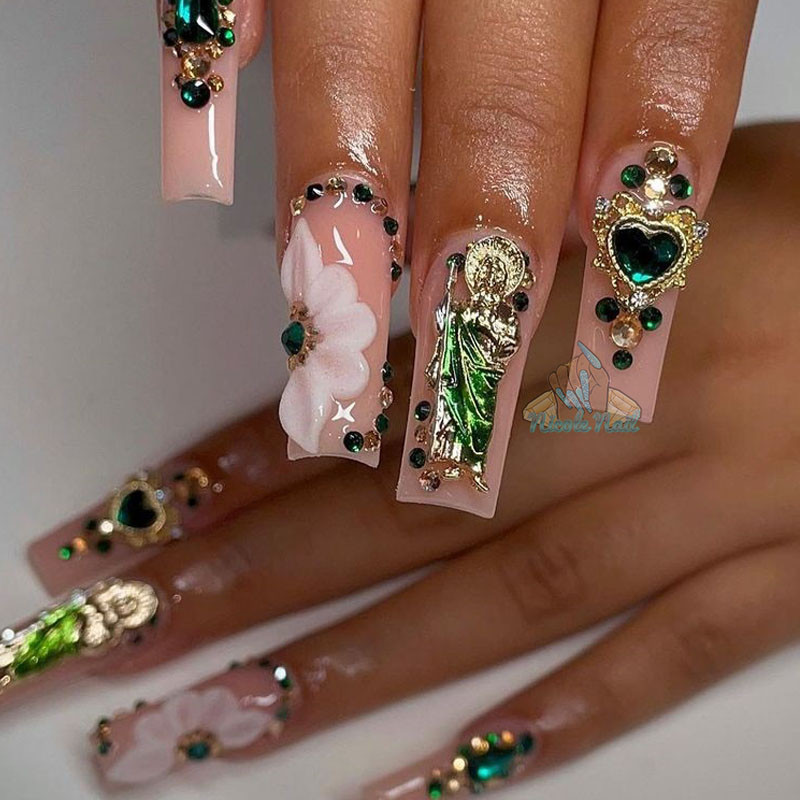 12 bucăți San Judas 3D Brelocuri pentru unghii Aliaj de metal Mixte unghii colorate Strasuri Sfaturi pentru salon Instrument de decorare a manichiurii