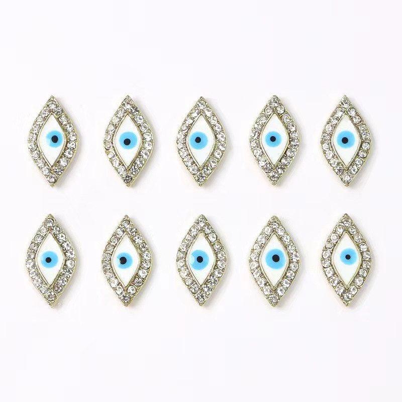 10db Evil Eye Nails Art Charms 3D gyémánt ötvözet fém körmök ékszer szalon tippek manikűr dekoráció