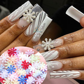 55 komada Pearl Snowflake Nail Charms Mješoviti šareni Snježni nokti Pahuljice Božićni ukrasi DIY Nail Art dodaci