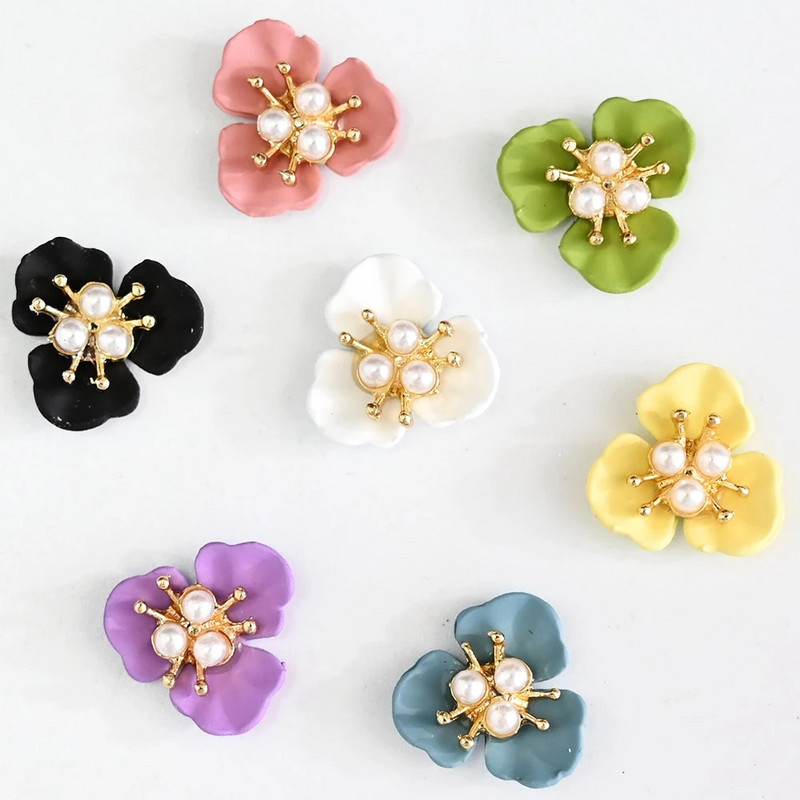 12 kom. Tri latice cvijeta Nail Art Charms 3D Pearl Floret Akrilni ukrasi za nokte za savjete za manikuru