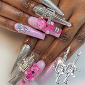 10 tk püstolkuulipilduja kujuga küünevõlu kaunistus 3D püstolisulamist küünte maniküüri tarvikud