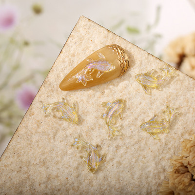 100 buc. Brelocuri pentru unghii cu pește Koi clar sclipici 3D acrilic pentru decorațiuni pentru unghii Accesorii drăguțe pentru decorațiuni pentru manichiură Strass