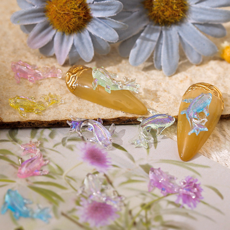 100 buc. Brelocuri pentru unghii cu pește Koi clar sclipici 3D acrilic pentru decorațiuni pentru unghii Accesorii drăguțe pentru decorațiuni pentru manichiură Strass