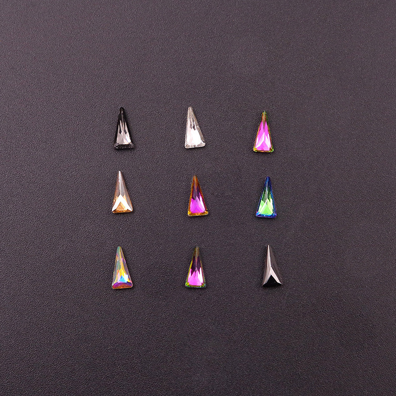 50 vnt. ilgo trikampio straso nagų dailės dekoravimo krištoliniai akmenys brangakmeniai blizgantys strėlės nagai aksesuarai krištoliniai manikiūro dekoro reikmenys